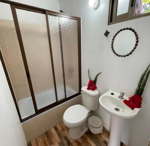 ユースホステル Pua Vaenga