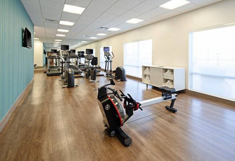 Отель Holiday Inn Express & Suites Murrieta, An Ihg