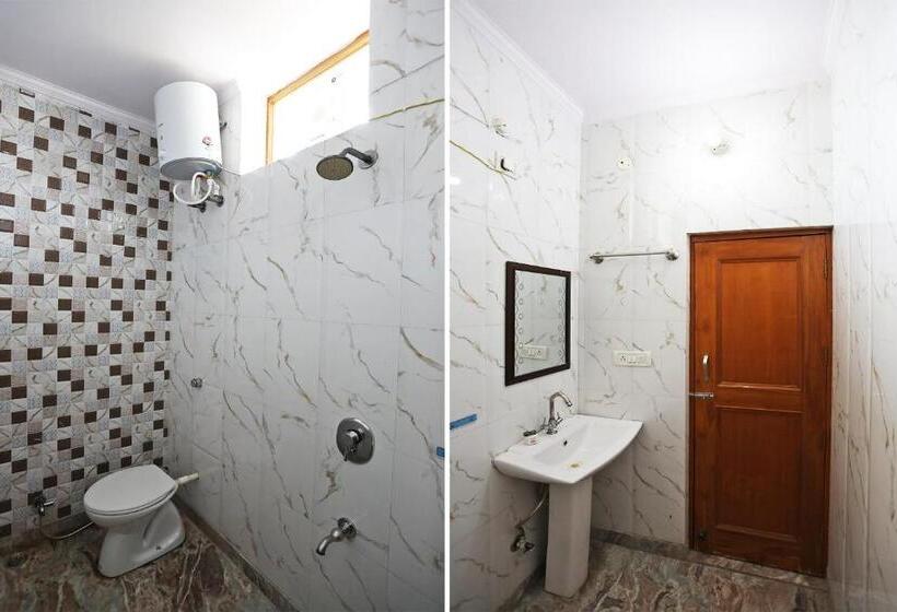 Hotel Oyo 48502 Shree Krishna Resort