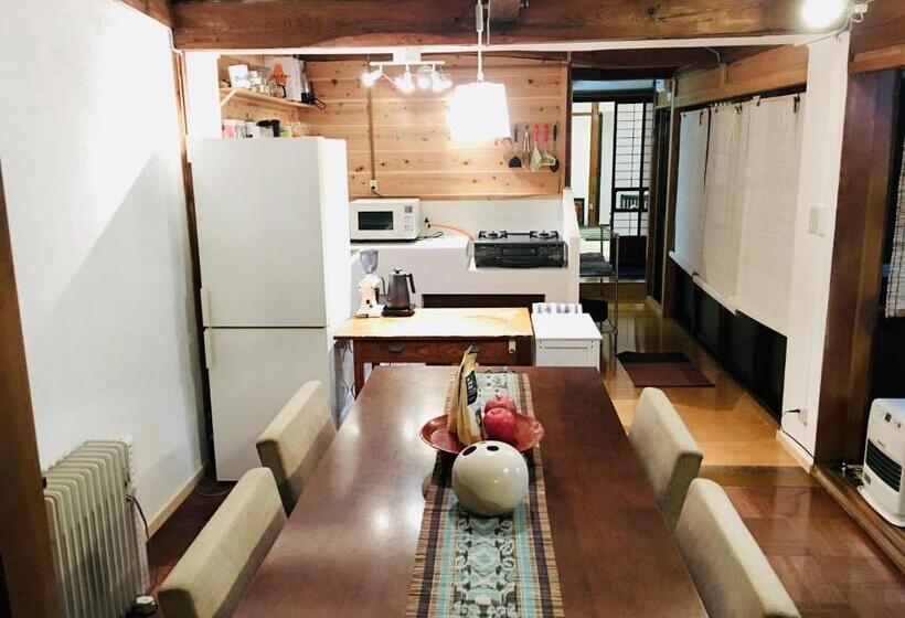 Pensió Little Bird Inn 旧minato Guesthouse