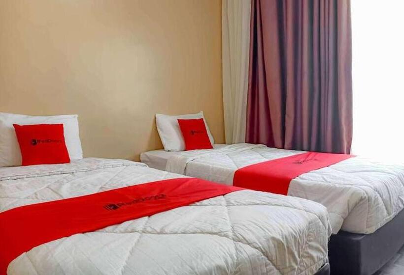 Reddoorz Syariah At Hotel Putri Gading Bengkulu