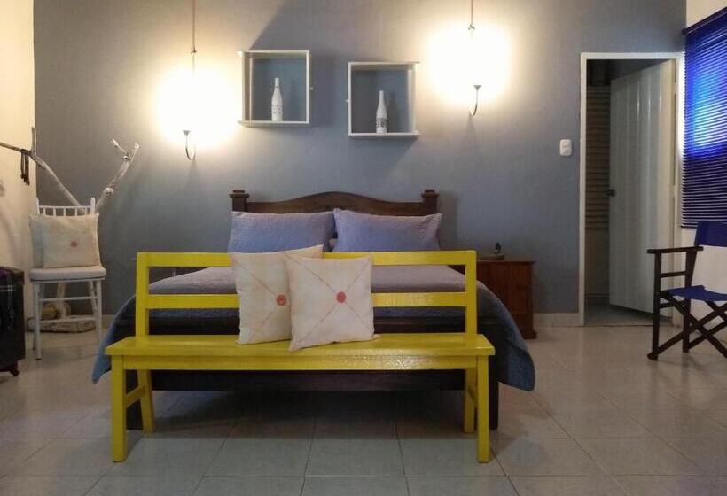 Bed and Breakfast Habitación Casa Las Aves