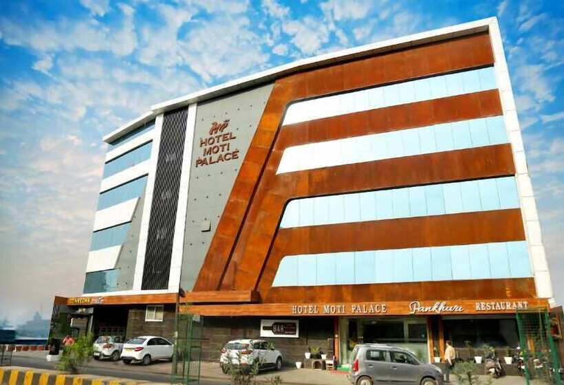 تختخواب و صبحانه Moti Palace