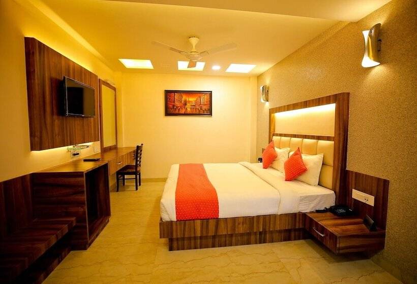 تختخواب و صبحانه Moti Palace