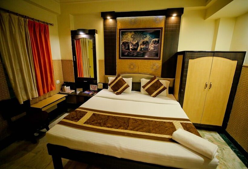 تختخواب و صبحانه Moti Palace