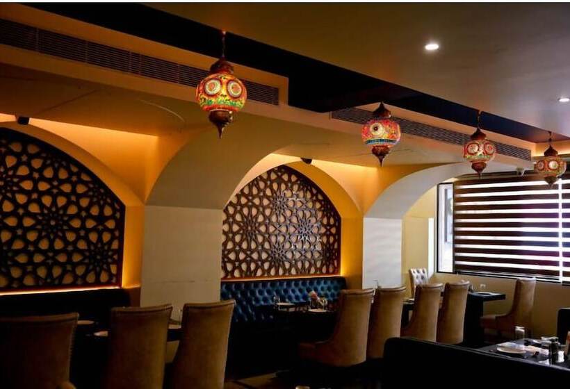 تختخواب و صبحانه Moti Palace