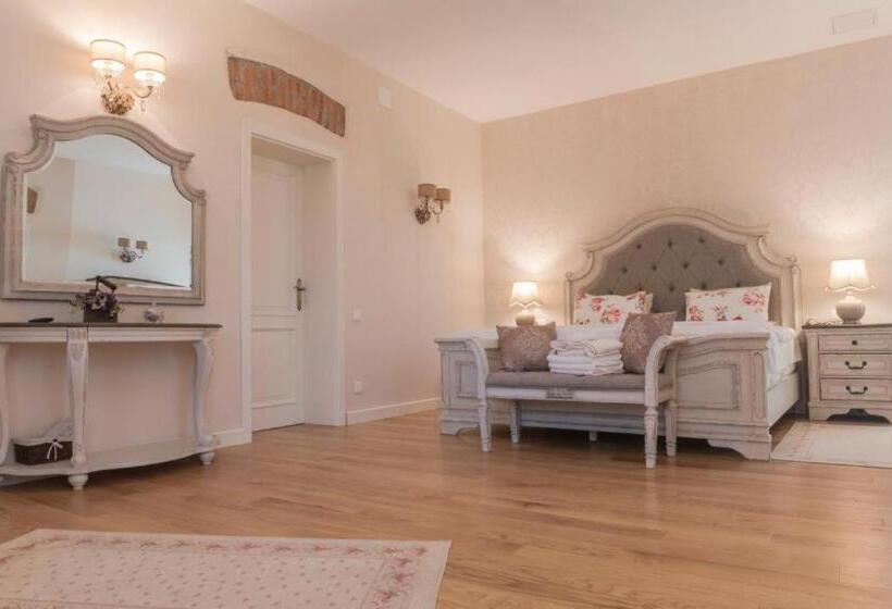 住宿加早餐  Vila Rozalia Garden Gate