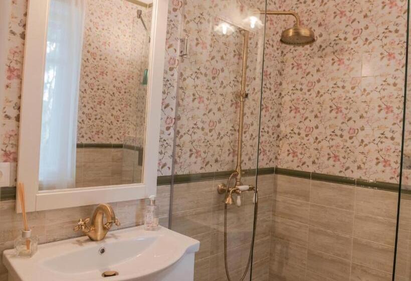 ベッドアンドブレックファースト Vila Rozalia Garden Gate