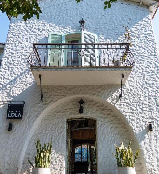 هتل Casa Lola