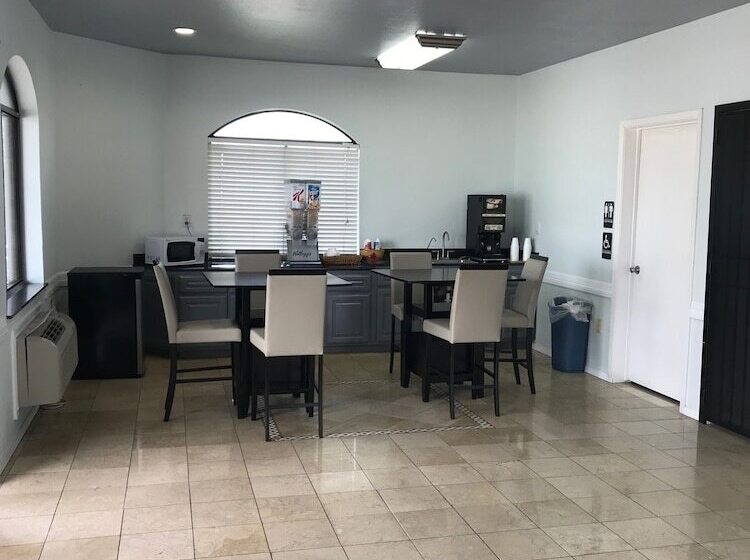 酒店 Crown Inn Humble