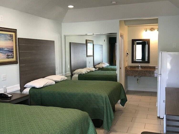 ホテル Crown Inn Humble