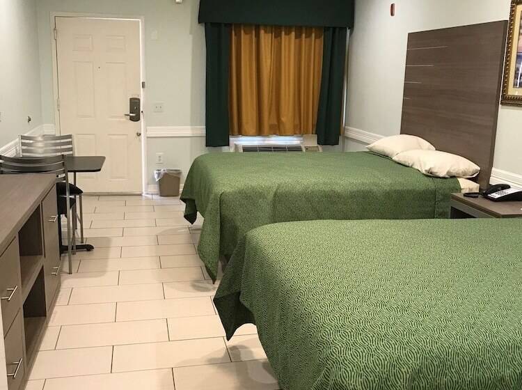 בית מלון כפרי Crown Inn Humble