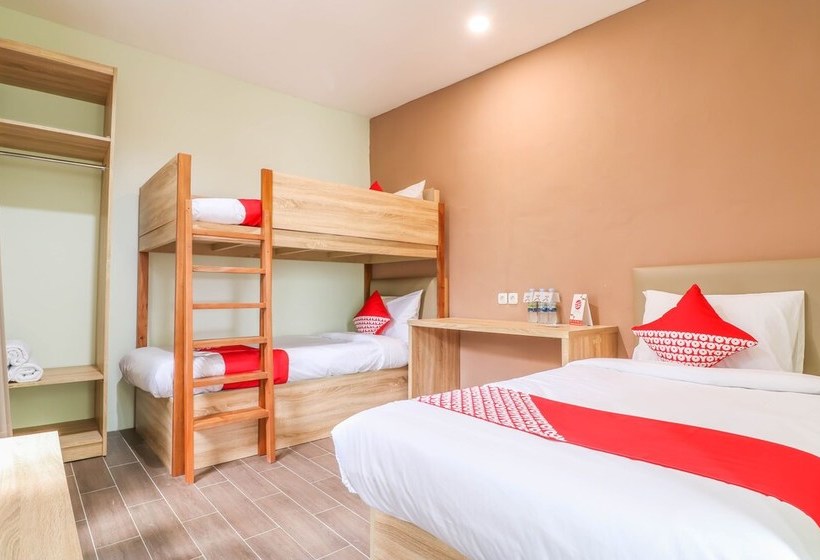 酒店 Oyo 1445 Jimbaran 12 Residence