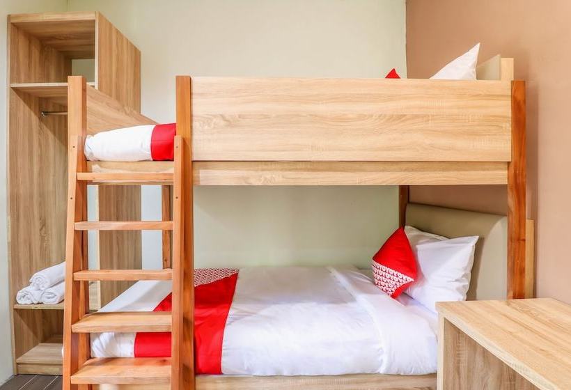 酒店 Oyo 1445 Jimbaran 12 Residence