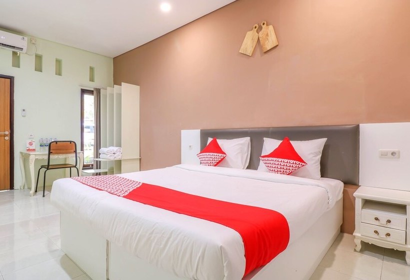 酒店 Oyo 1445 Jimbaran 12 Residence