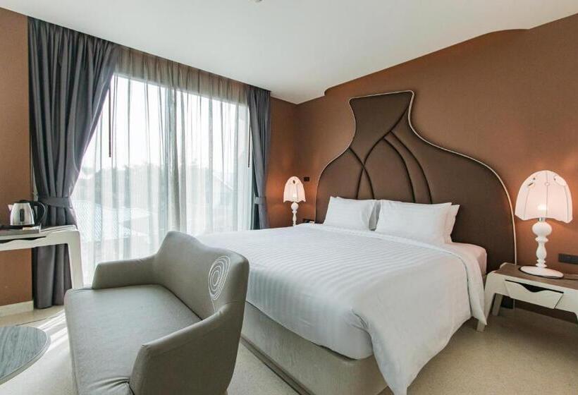 ホテル Rachabhura