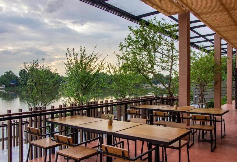 ホテル Rachabhura