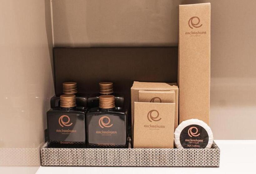 ホテル Rachabhura