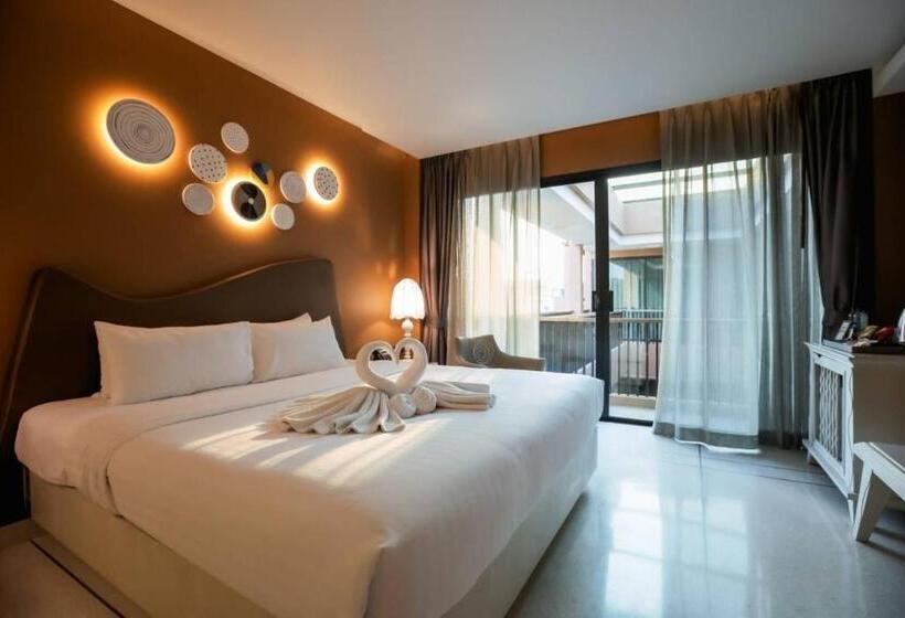 ホテル Rachabhura