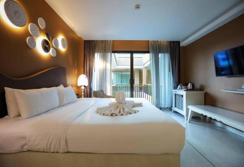 ホテル Rachabhura