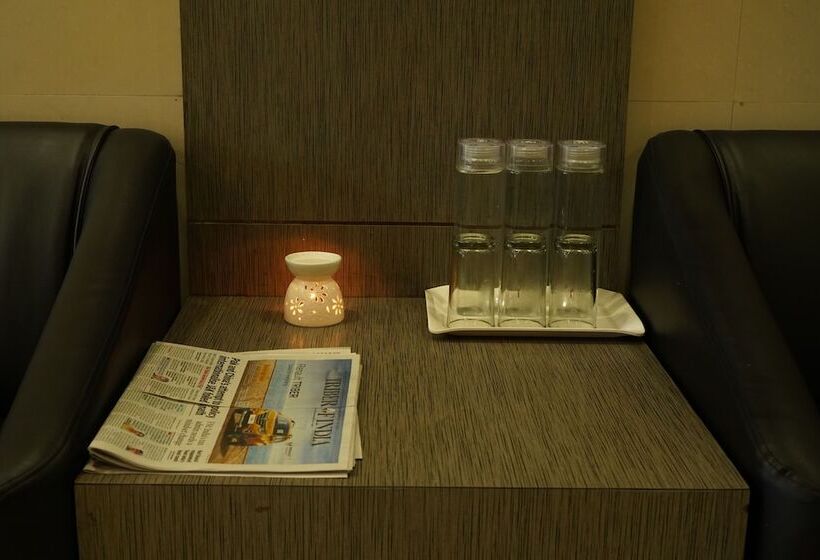 酒店 Sharda Residency