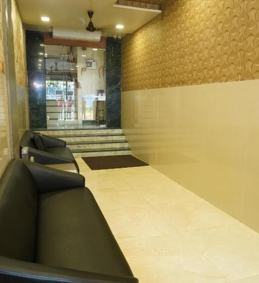 酒店 Sharda Residency