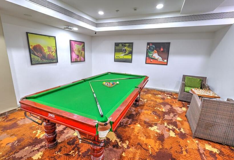 בית מלון כפרי Sobit Sarovar Portico