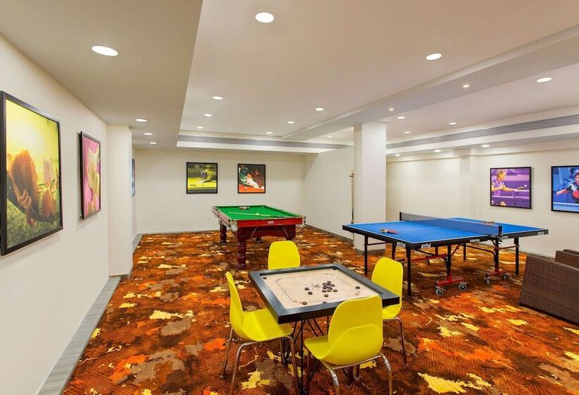 Hotel Sobit Sarovar Portico