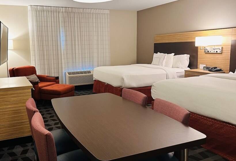 فندق Towneplace Suites By Marriott Clinton