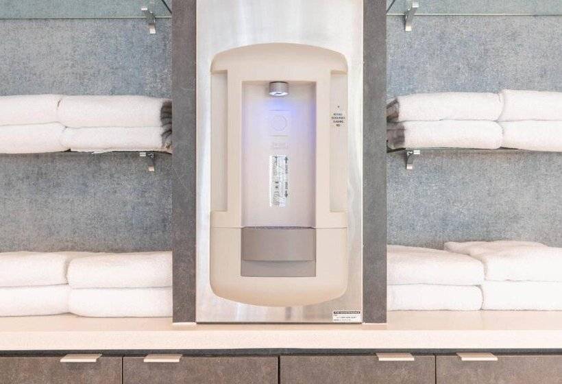 Отель Towneplace Suites By Marriott Thousand Oaks Agoura Hills