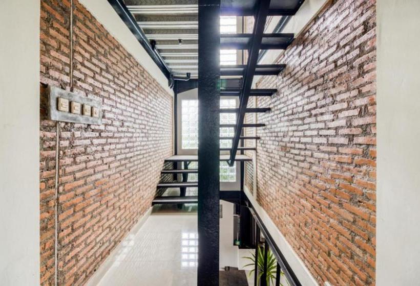 膳宿费 Reddoorz Syariah @ Babadan Baru Jakal