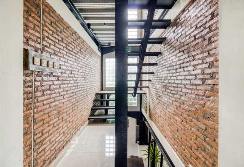 膳宿费 Reddoorz Syariah @ Babadan Baru Jakal