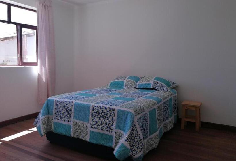 تختخواب و صبحانه Charlies Place