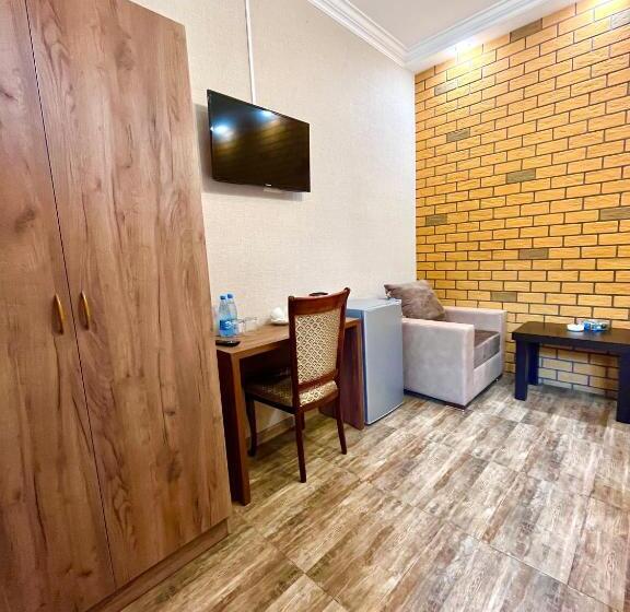 مبيت وإفطار Ojakh Resort