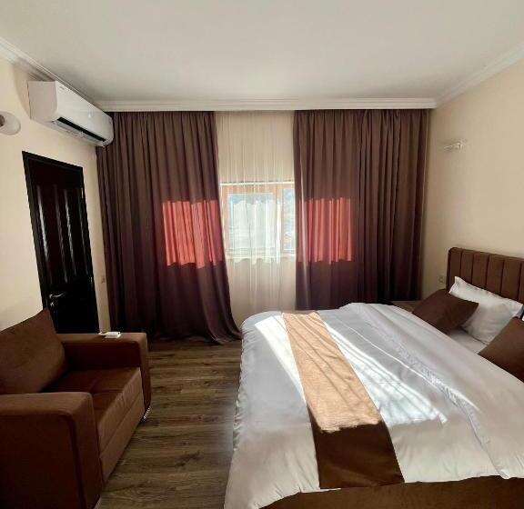 مبيت وإفطار Ojakh Resort