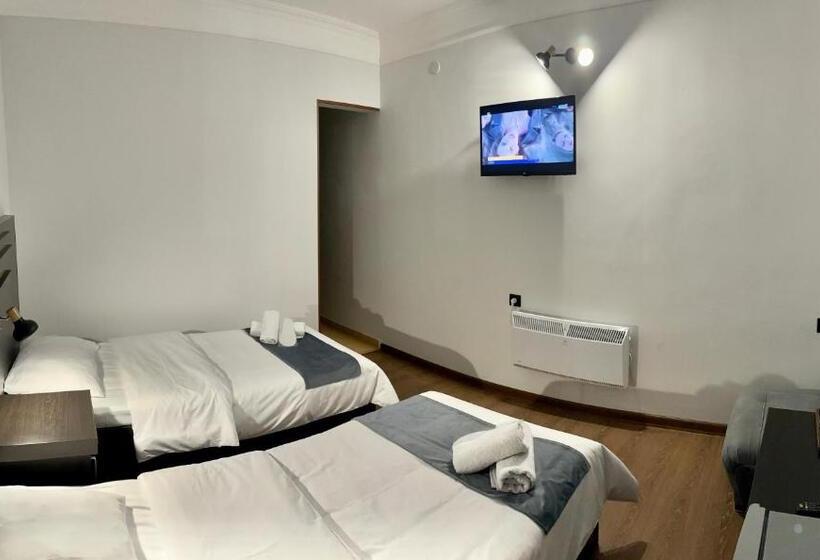 مبيت وإفطار Ojakh Resort