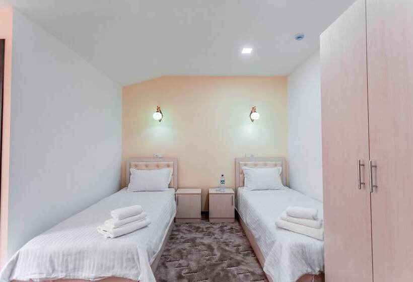 مبيت وإفطار Suzani Samarkand