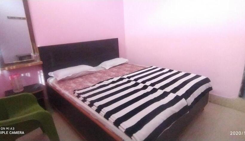 Отель Himalayan Inn