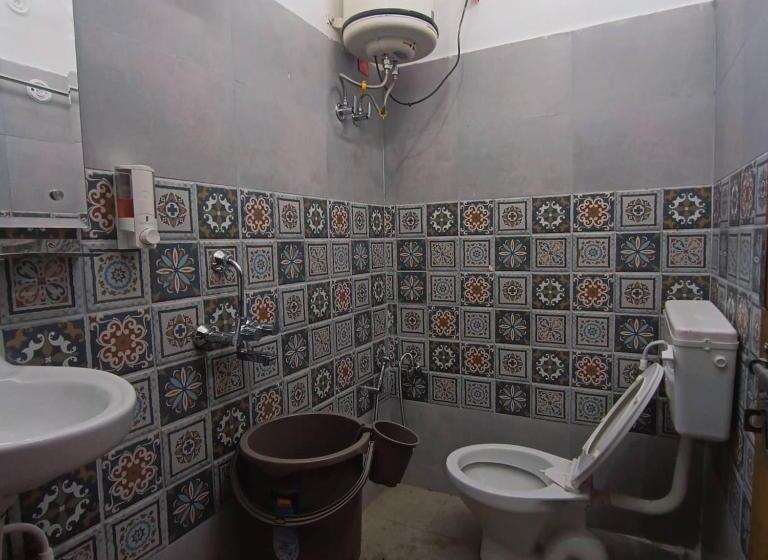 Отель Himalayan Inn