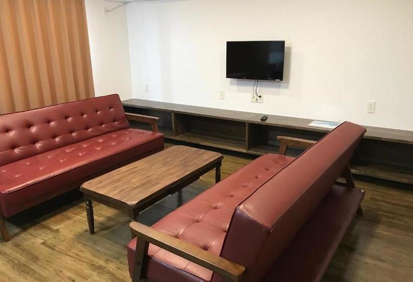 Mr.kinjo Inn Rycom Kitanakagusuku