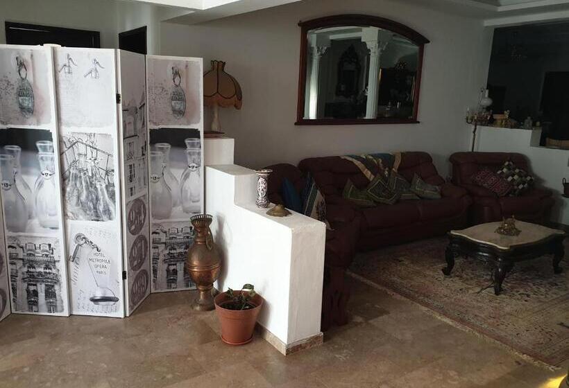 Oceanoasis Residences Suites