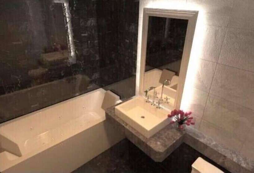 One Vientiane Hotel & Restaurant