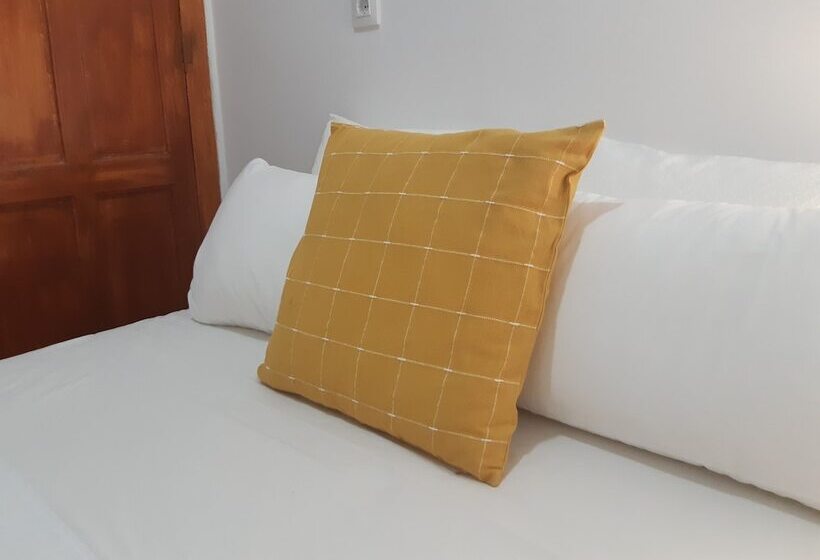 Pension La Corredera