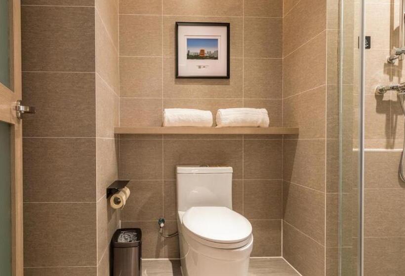 Atour Hotel Wuhan Tianhe Airport Tenglong Avenue Subway Station