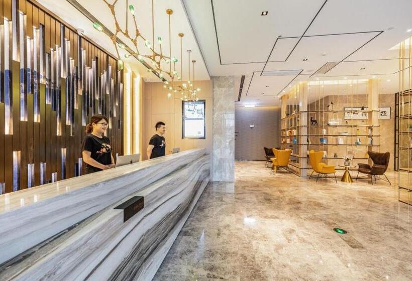 Atour Hotel Wuhan Tianhe Airport Tenglong Avenue Subway Station