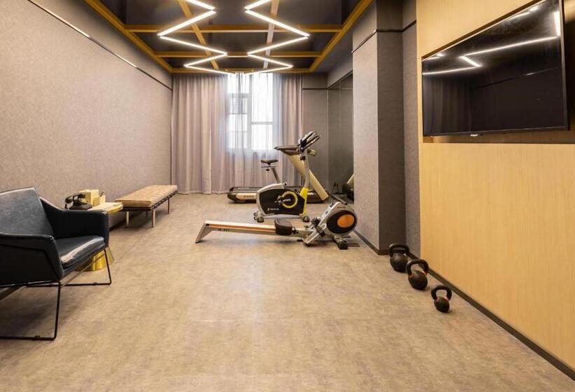 Atour Hotel Wuhan Tianhe Airport Tenglong Avenue Subway Station