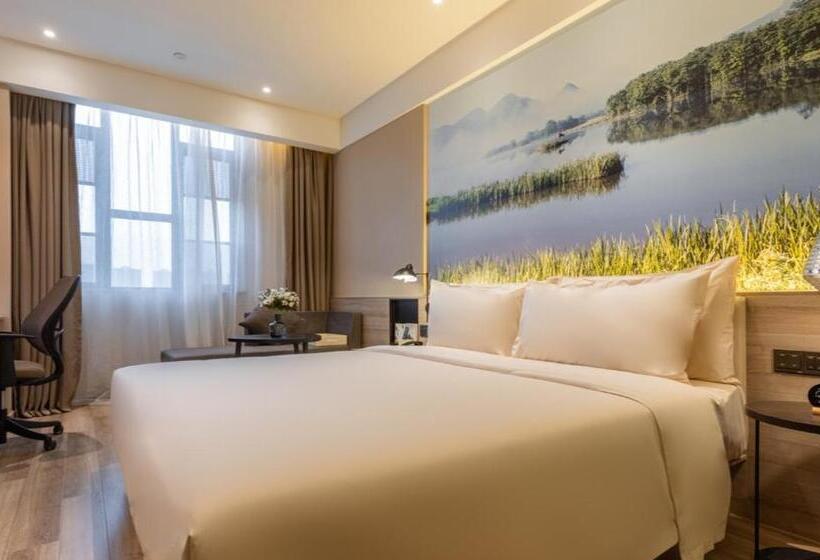Atour Hotel Wuhan Tianhe Airport Tenglong Avenue Subway Station