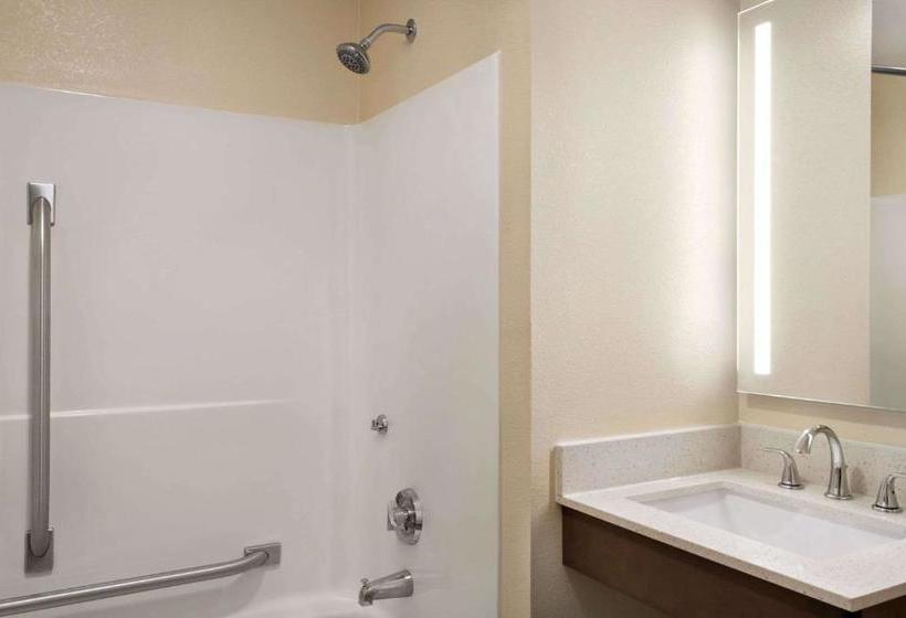 فندق Americinn By Wyndham Dodgeville