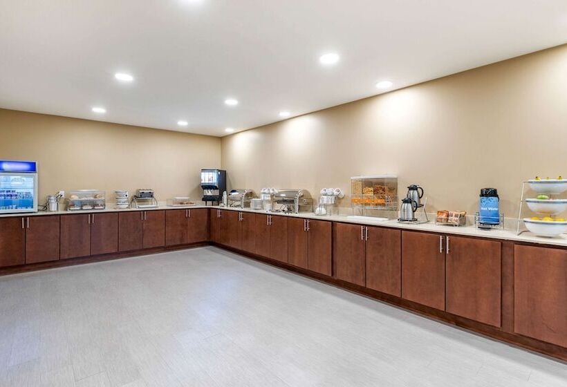 בית מלון כפרי Comfort Inn & Suites West Des Moines