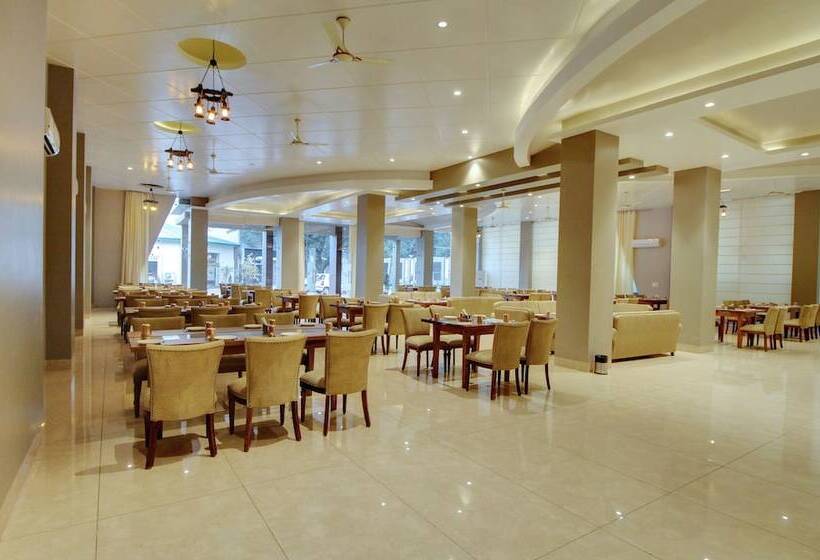 בית מלון כפרי Maulik Mansion Resort